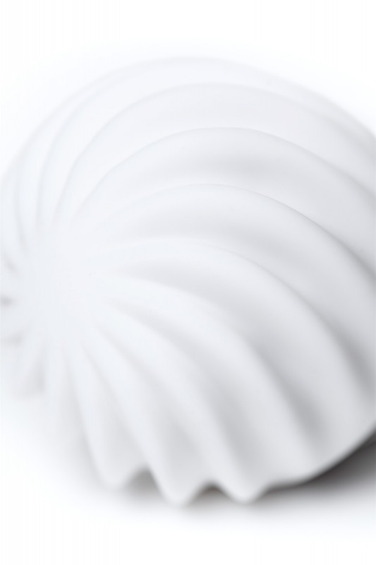 Вибратор "Satisfyer Little Wand" в виде мороженого, белый